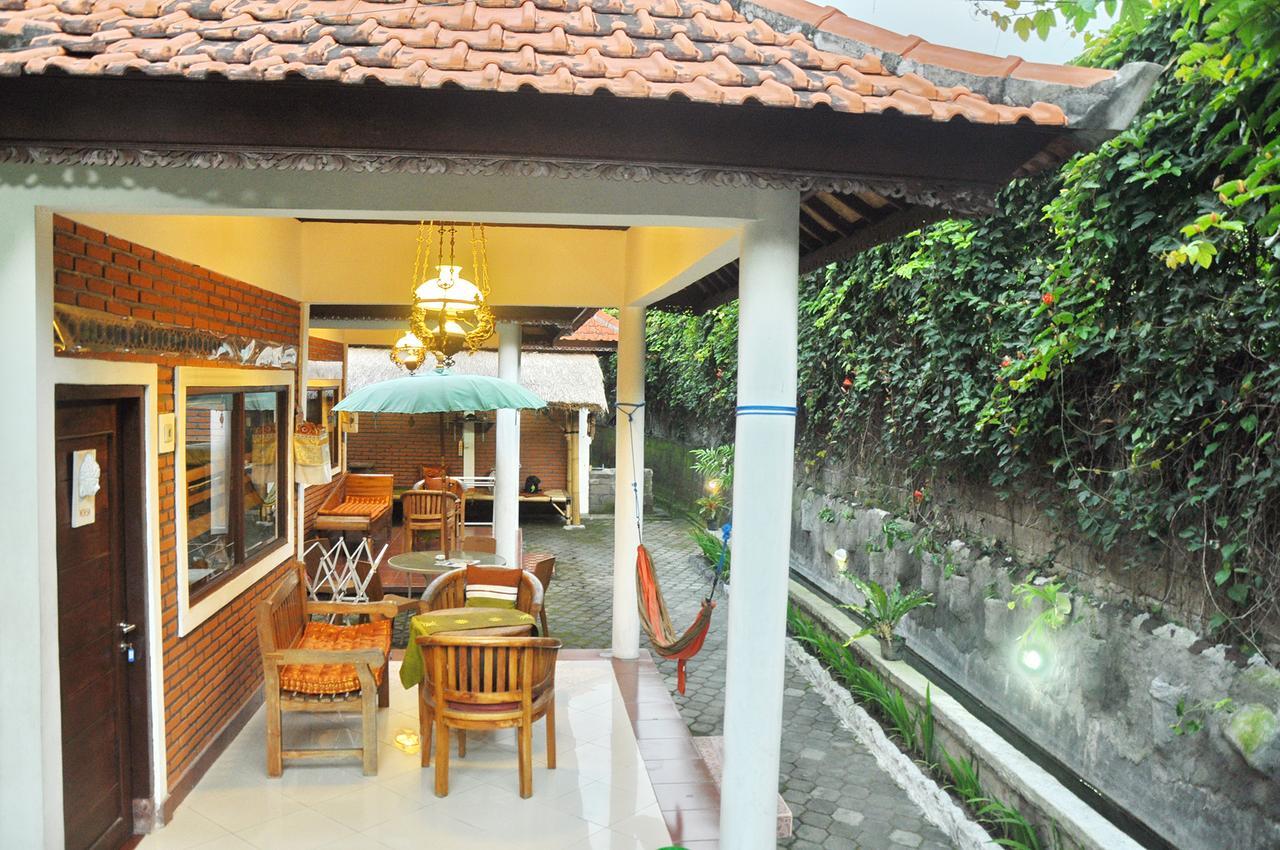 Albergue Soni Backpacker House Ubud Exterior foto